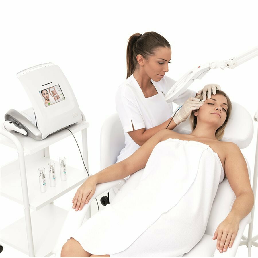 Apilus Xcell Pro machine being used